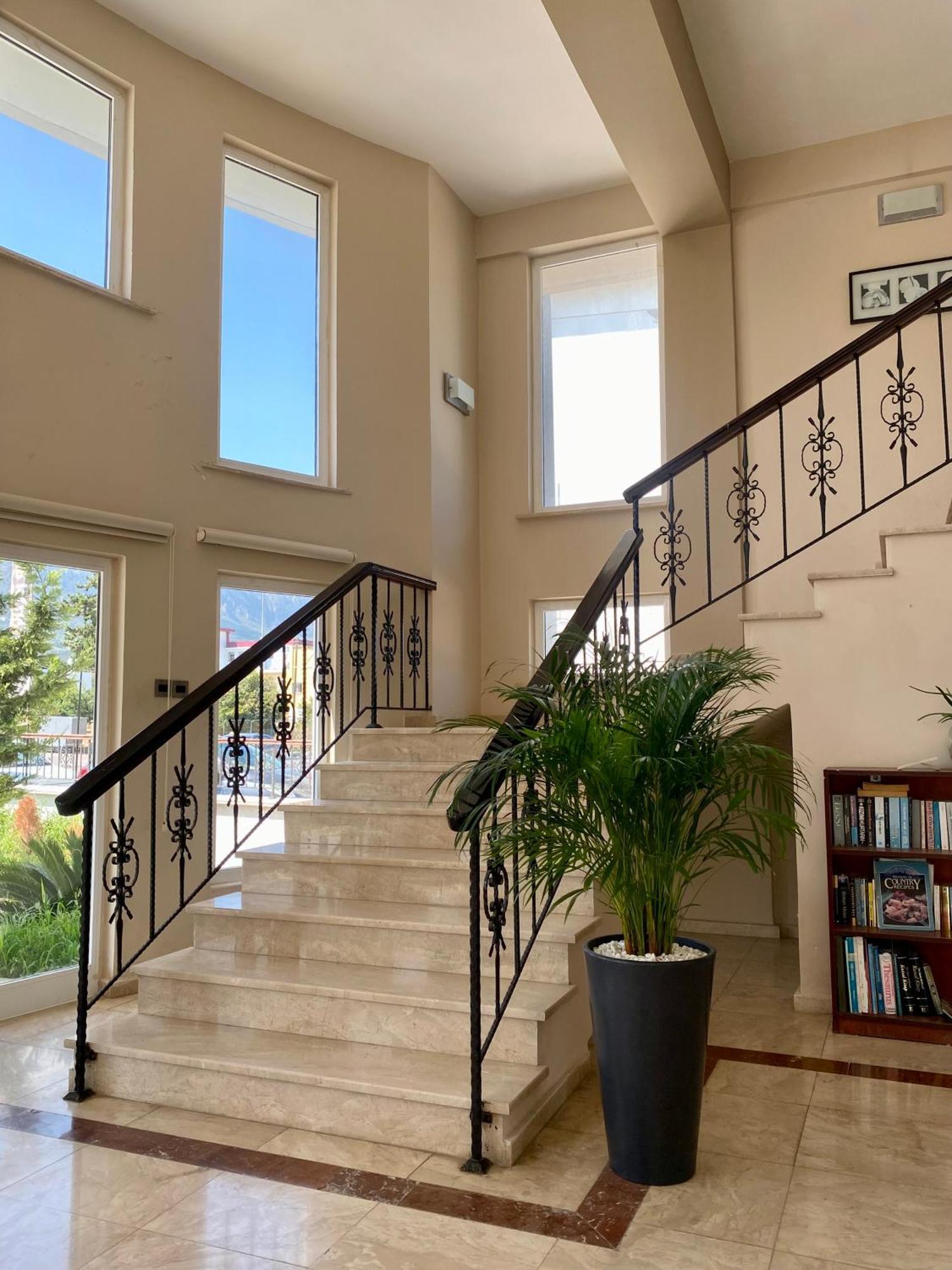 The Prince Inn Hotel & Villas Agios Georgios  Экстерьер фото