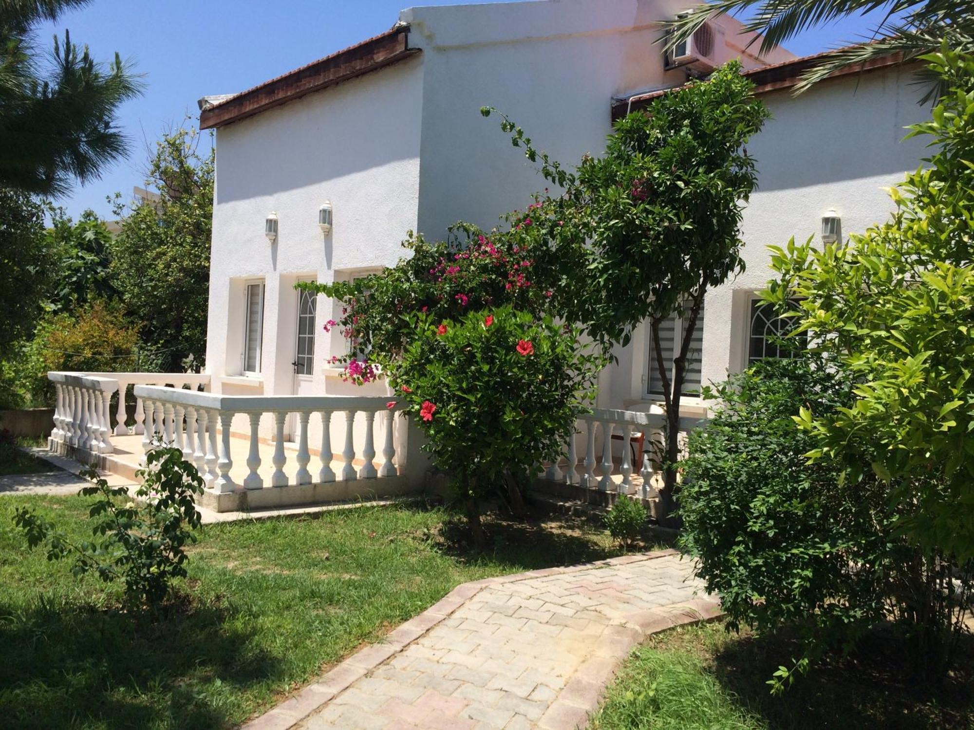 The Prince Inn Hotel & Villas Agios Georgios  Экстерьер фото
