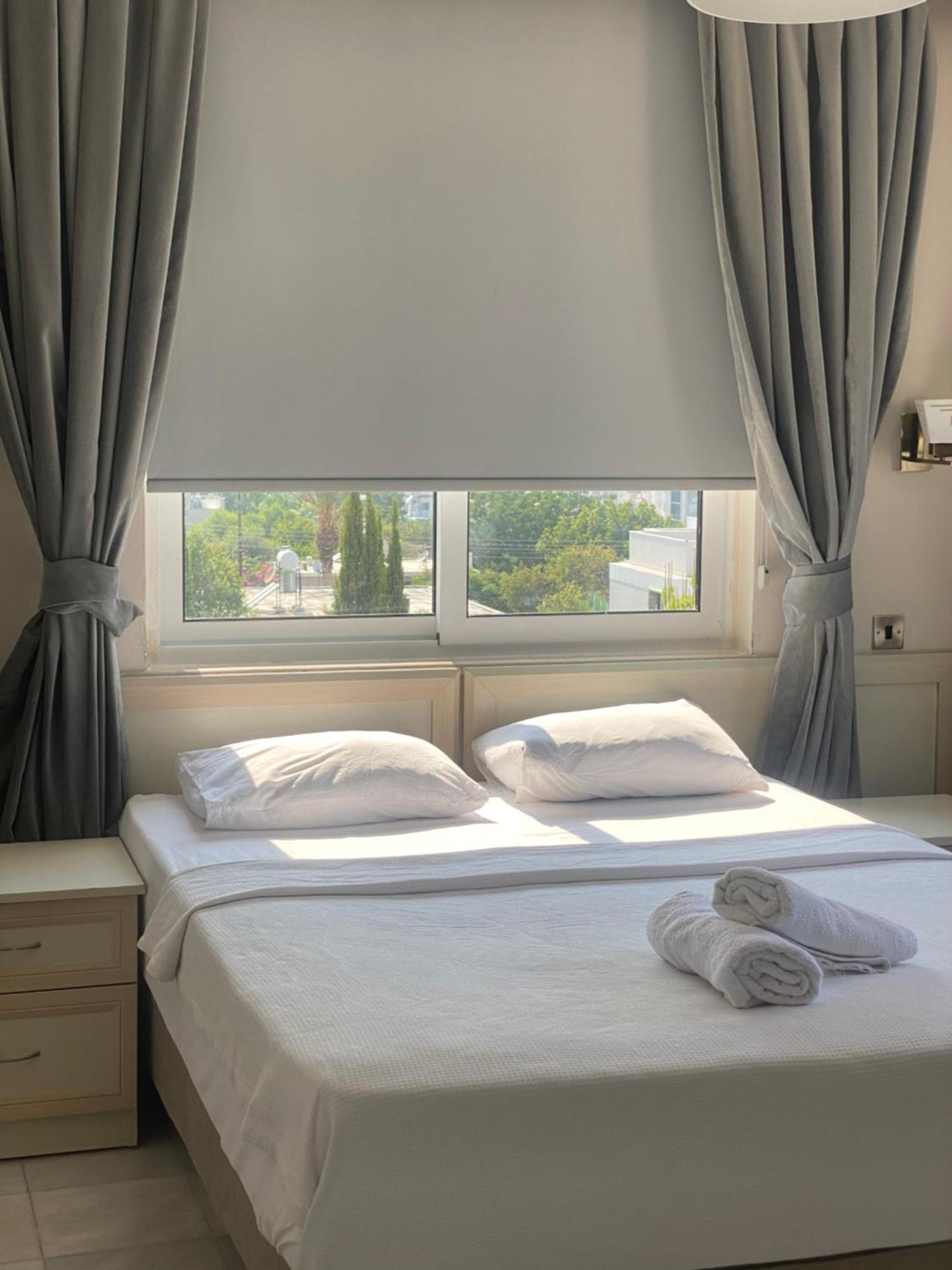 The Prince Inn Hotel & Villas Agios Georgios  Экстерьер фото